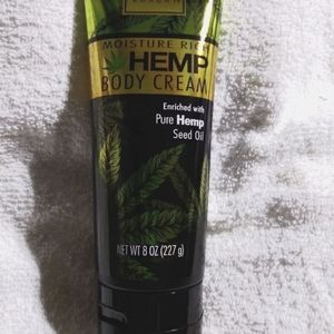 COPY - Hemp body cream 3 for 20